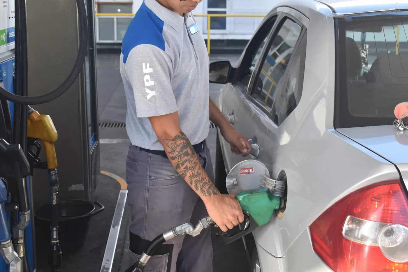 Combustibles: c�mo acceder a los descuentos de hasta un 30 por ciento