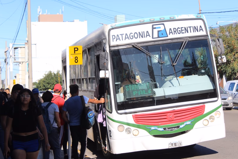 Cruce por la licitaci�n del transporte en Comodoro: Patagonia habla de �informaci�n falsa� y MR niega irregularidades