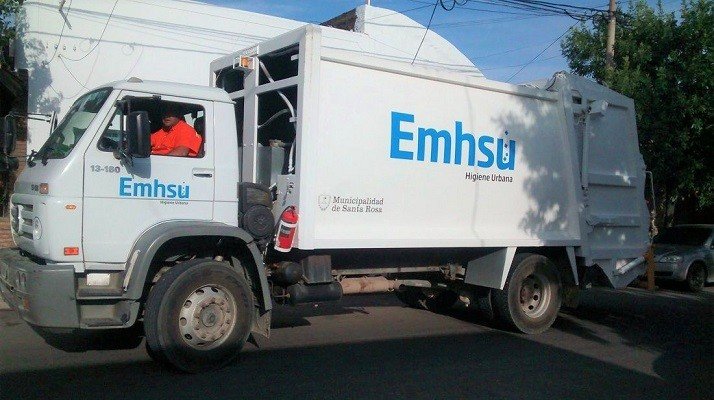 Conflicto Municipio-Camioneros: Los 3 trabajadores del EMHSU ya fueron reemplazados, segn anunci Besga